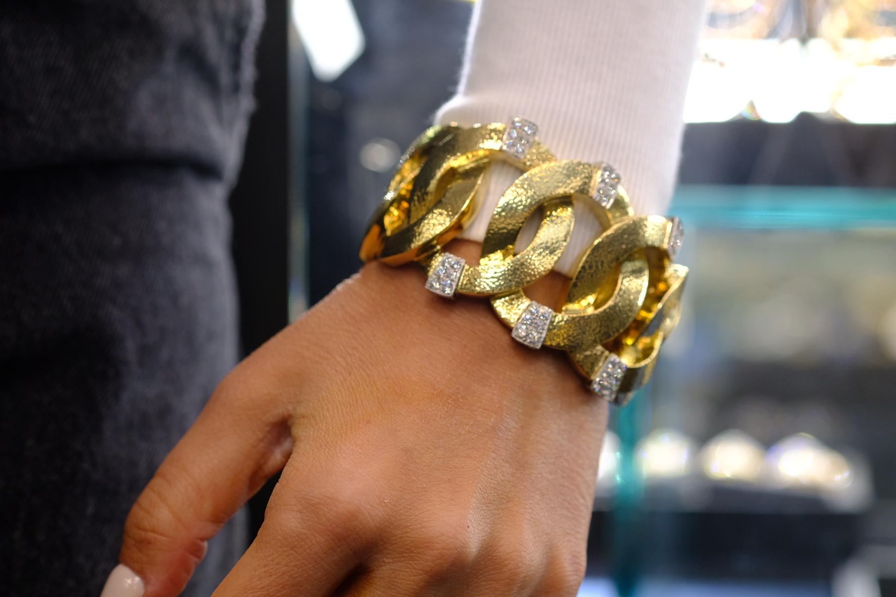 David Webb Platinum & 18K Yellow Gold Hammered Diamond Open Link Cuff Bracelet For Sale 2