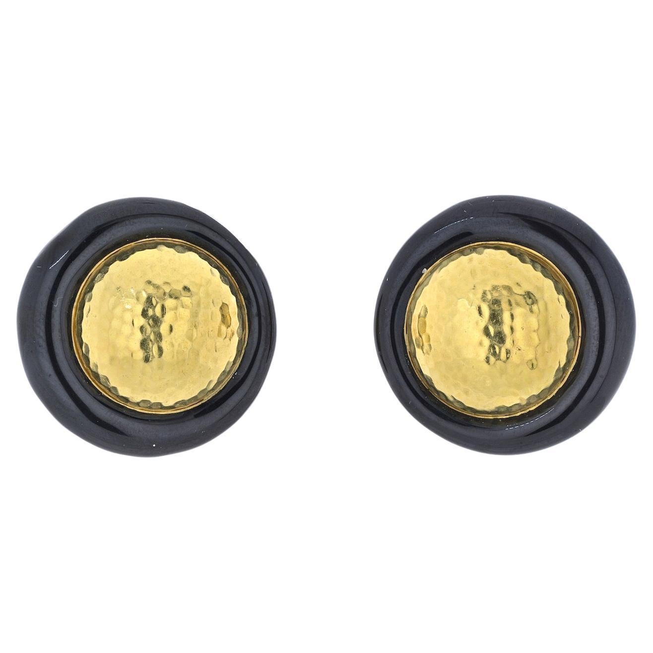 David Webb Platinum & 18K Yellow Gold Hammered GoldAndBlack Enamel Clip Earrings For Sale