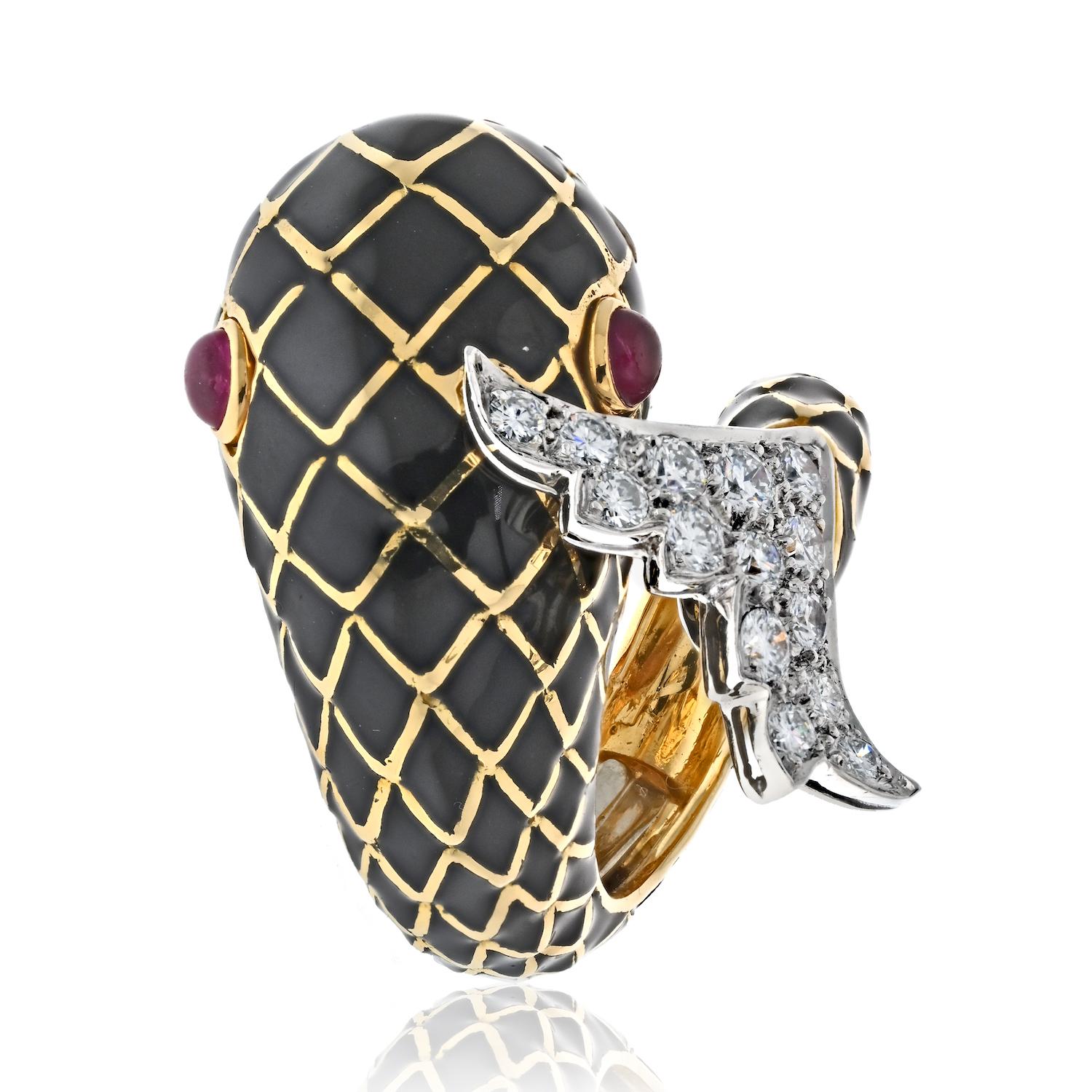 Moderne David Webb Platine et or jaune 18K Bague Poisson KOI en émail noir en vente