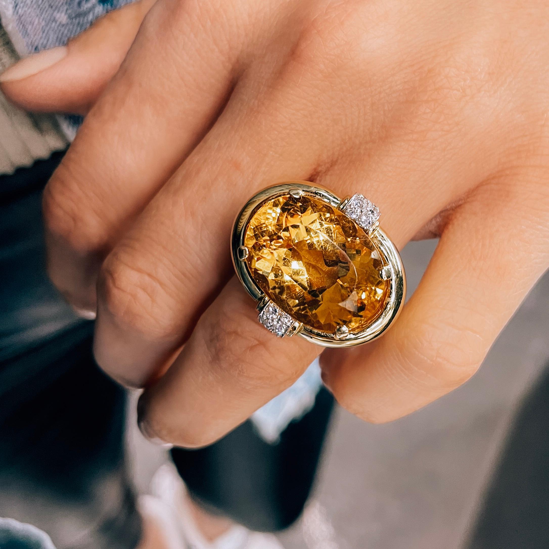 David Webb Platinum & 18K Yellow Gold Oval Citrine and Diamond Ring In Excellent Condition For Sale In New York, NY