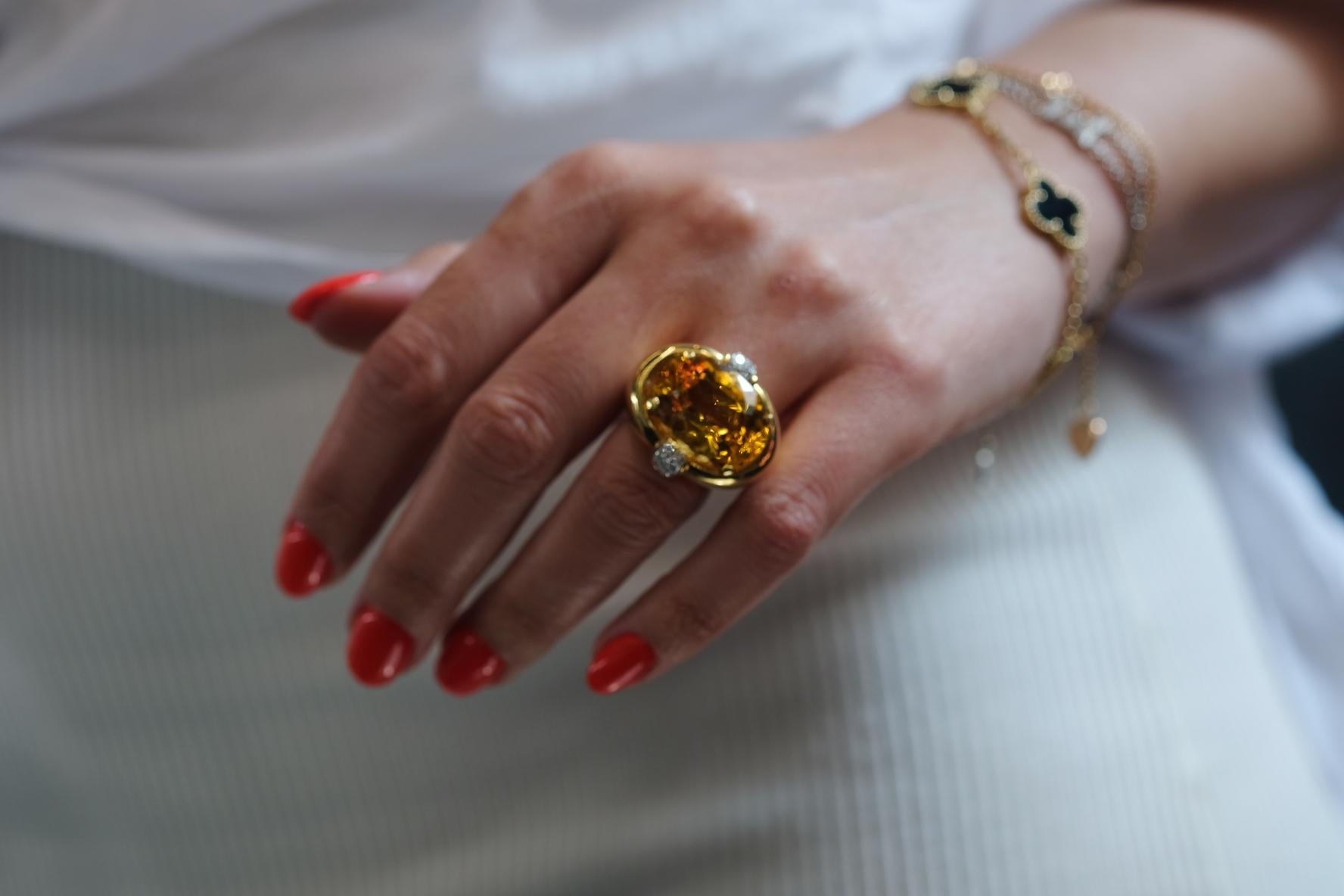 David Webb Platinum & 18K Yellow Gold Oval Citrine and Diamond Ring In Excellent Condition For Sale In New York, NY