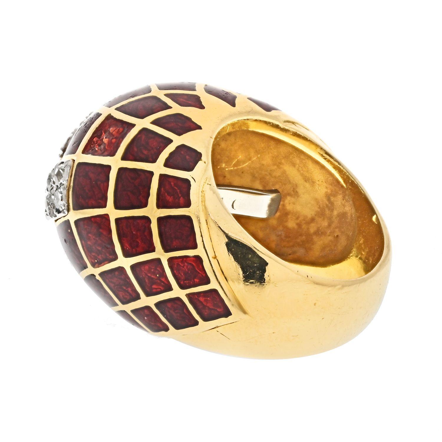 David Webb was a renowned American jewelry designer, known for his distinctive and bold designs. One of his iconic pieces was the bombe-style cocktail rings. A beautiful example of such is this cocktail bomber ring: featuring his recognizable