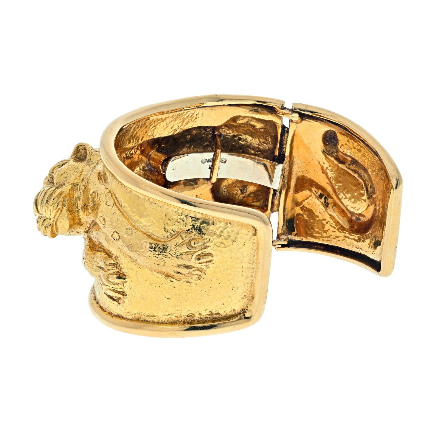 Modern David Webb Platinum & 18K Yellow Gold Repousse Finish Leopard Bracelet For Sale