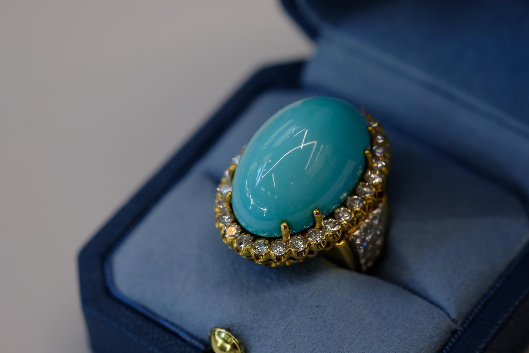 Women's David Webb 18K Yellow Gold Turquoise And Diamond Cocktail Ring For Sale