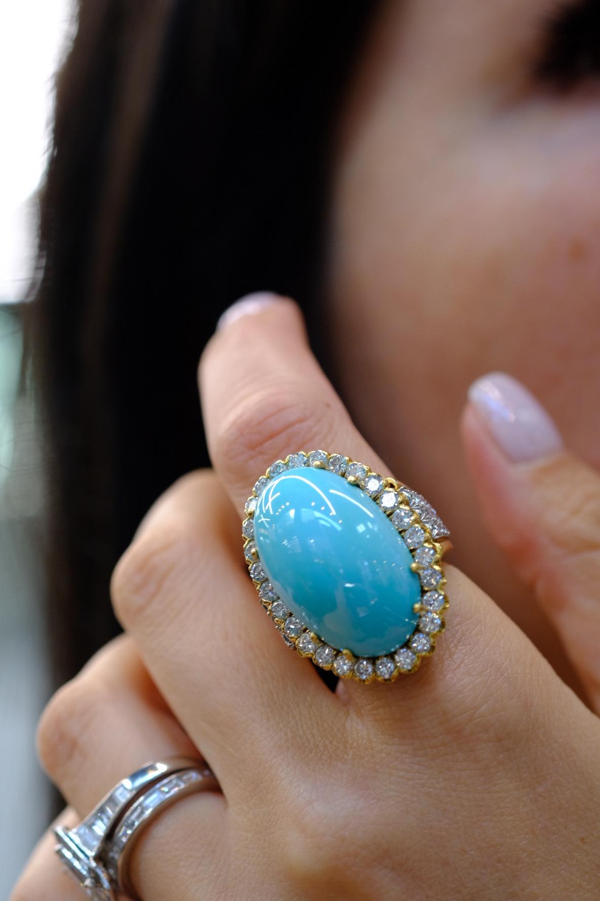 David Webb 18K Yellow Gold Turquoise And Diamond Cocktail Ring For Sale 2
