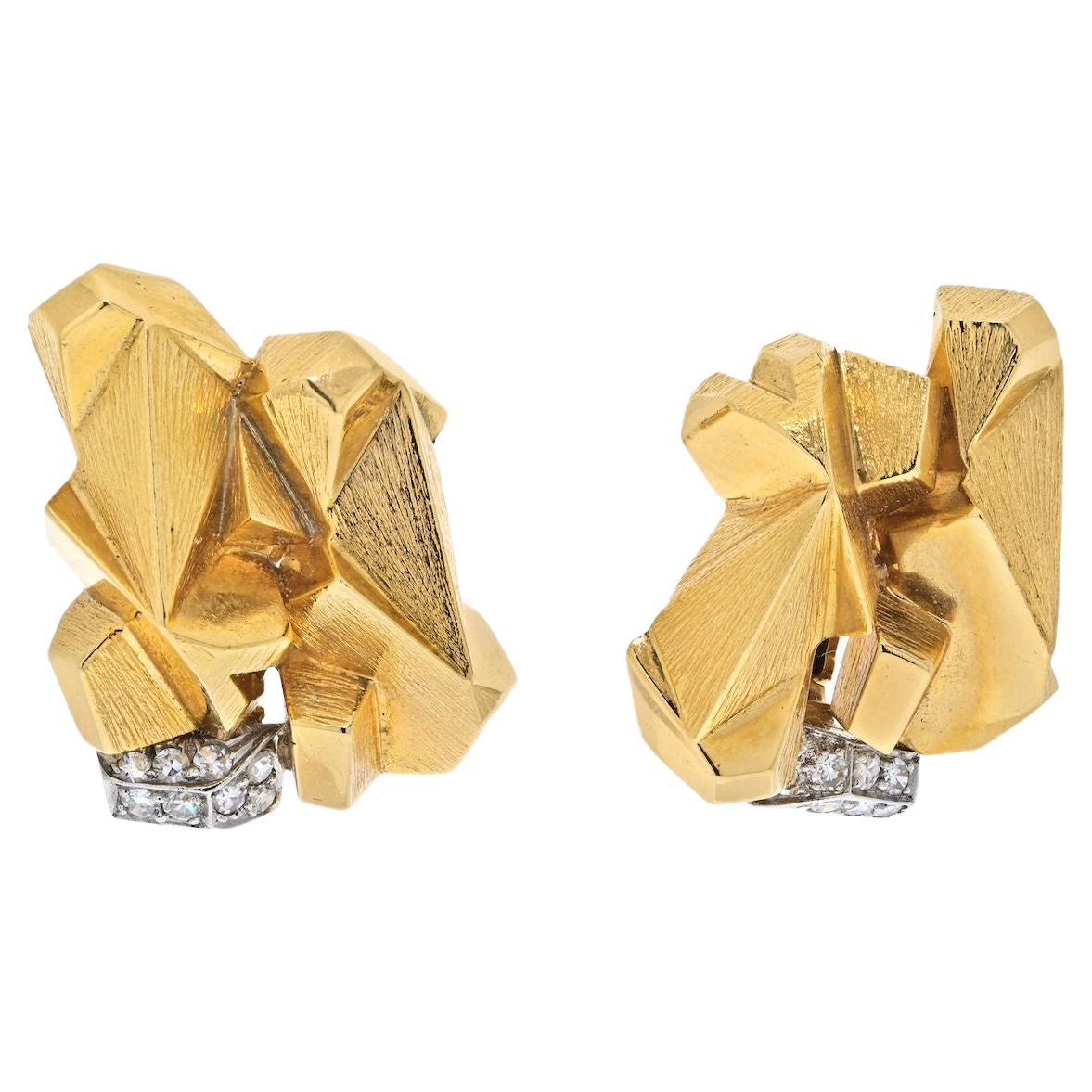 David Webb Platinum & 18K Yellow Gold Textured Nugget Diamond Slope Earrings For Sale