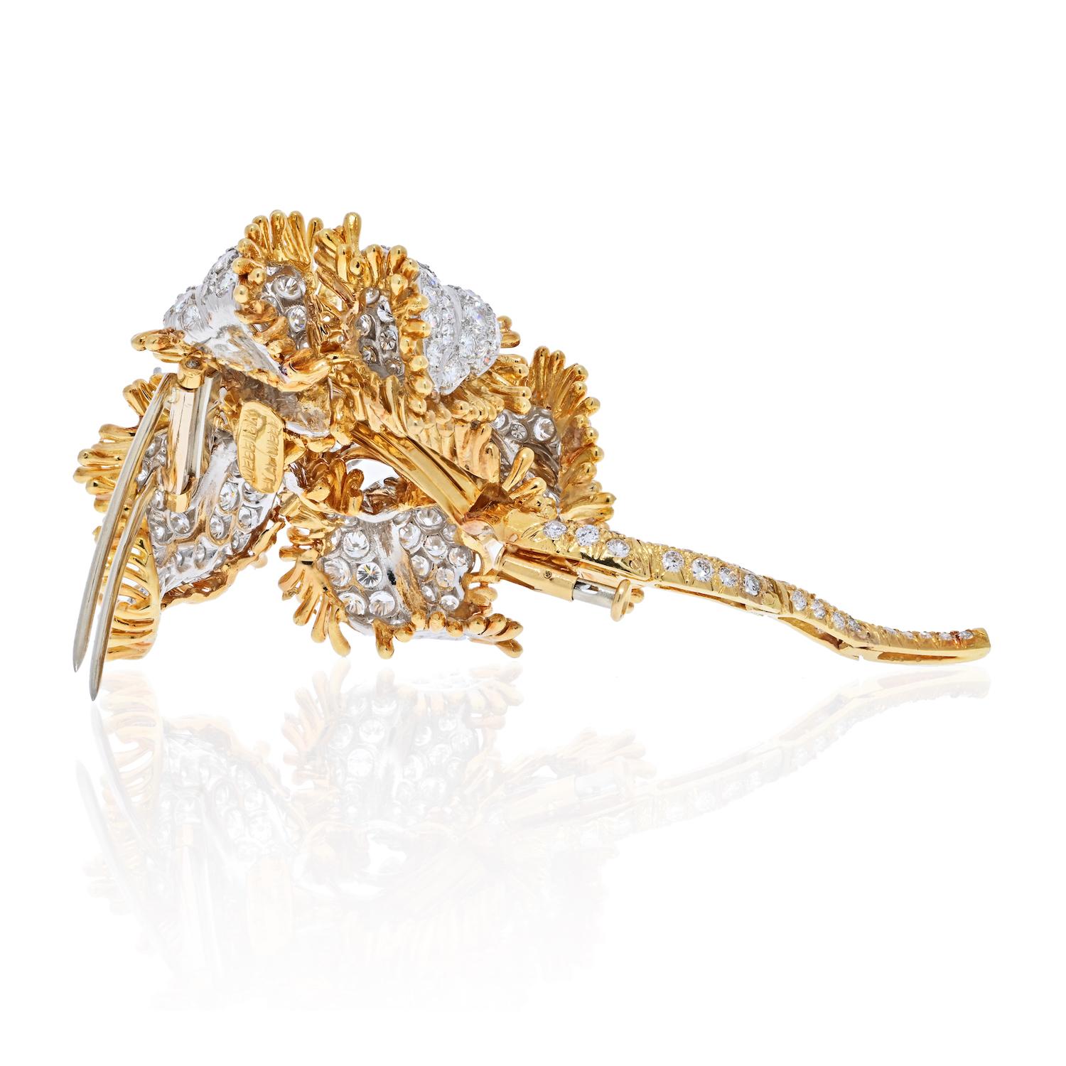 David Webb Platinum & 18K Yellow Gold Tremblant Diamond Flower Brooch In Excellent Condition In New York, NY