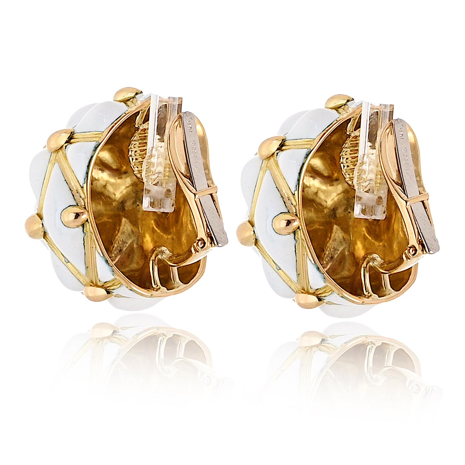 David Webb Platinum & 18K Yellow Gold White Enamel Bombe Dome Geodesic Earrings In Excellent Condition For Sale In New York, NY