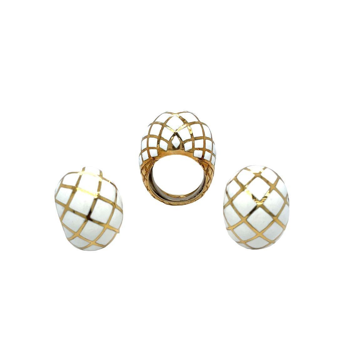 David Webb Platinum & 18K Yellow Gold White Enamel Checkerboard Bombe Dome Ring For Sale 2