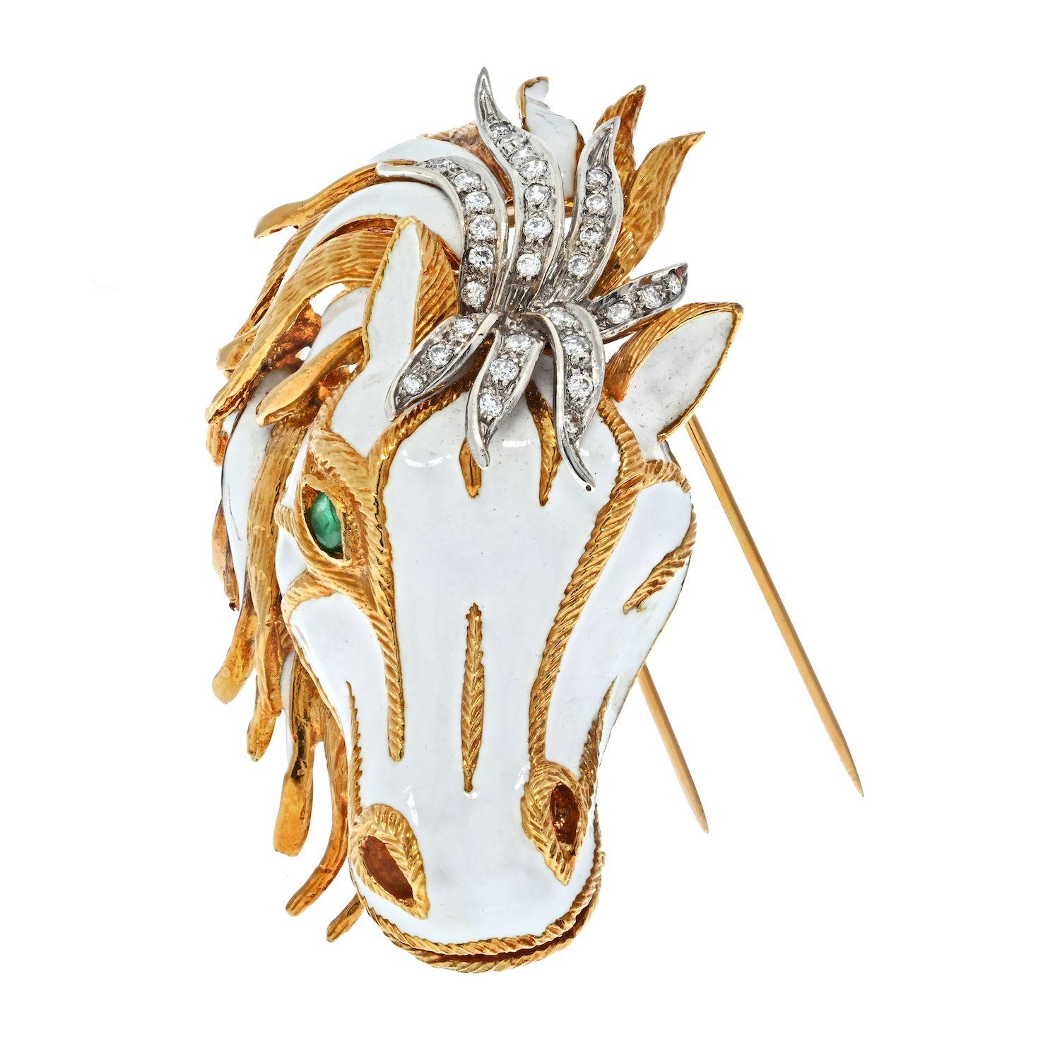 Moderne David Webb Broche visage de cheval en platine et or jaune 18 carats, émail blanc et diamants en vente