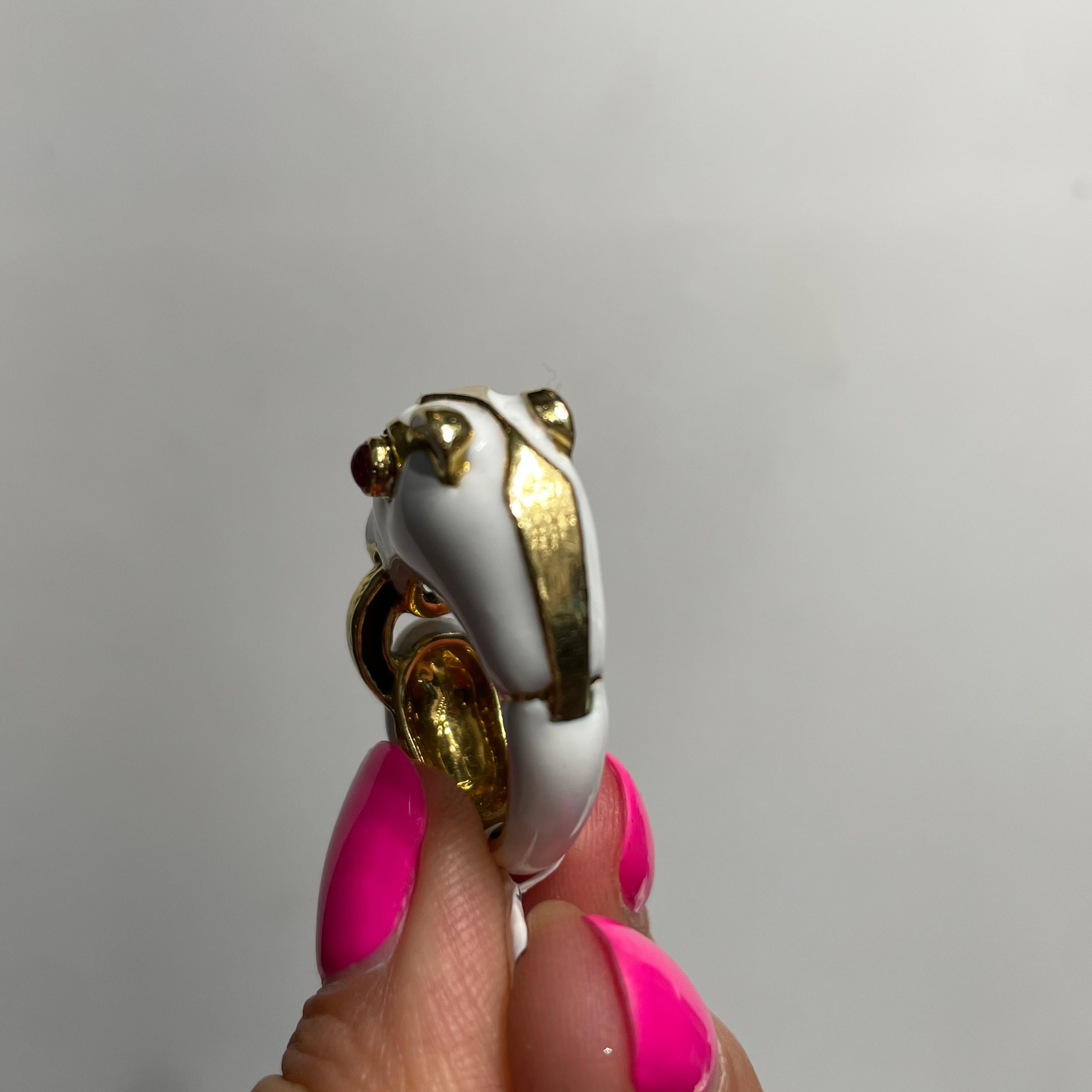 David Webb Platinum & 18K Yellow Gold White Enamel Horse with Ruby Eyes Ring In Excellent Condition For Sale In New York, NY