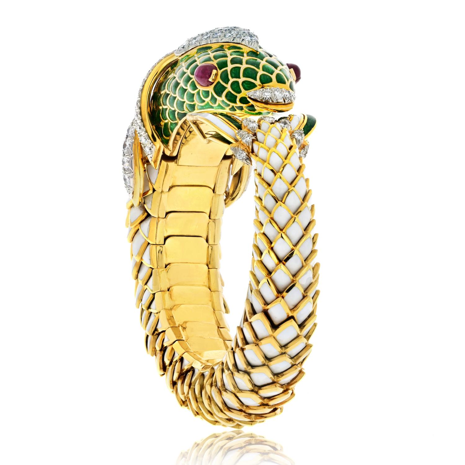 Dive into the world of artistry and craftsmanship with this exceptional estate bracelet designed by the renowned David Webb. Crafted in the form of a graceful Koi fish, this masterpiece transcends traditional jewelry design.

The Koi fish, rendered