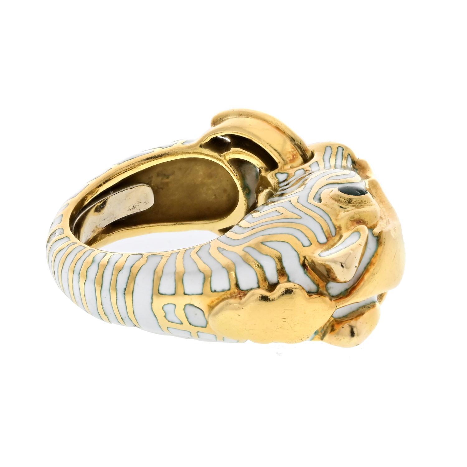 David Webb Platinum & 18K Yellow Gold White Enamel Zebra Animal Ring In Excellent Condition For Sale In New York, NY