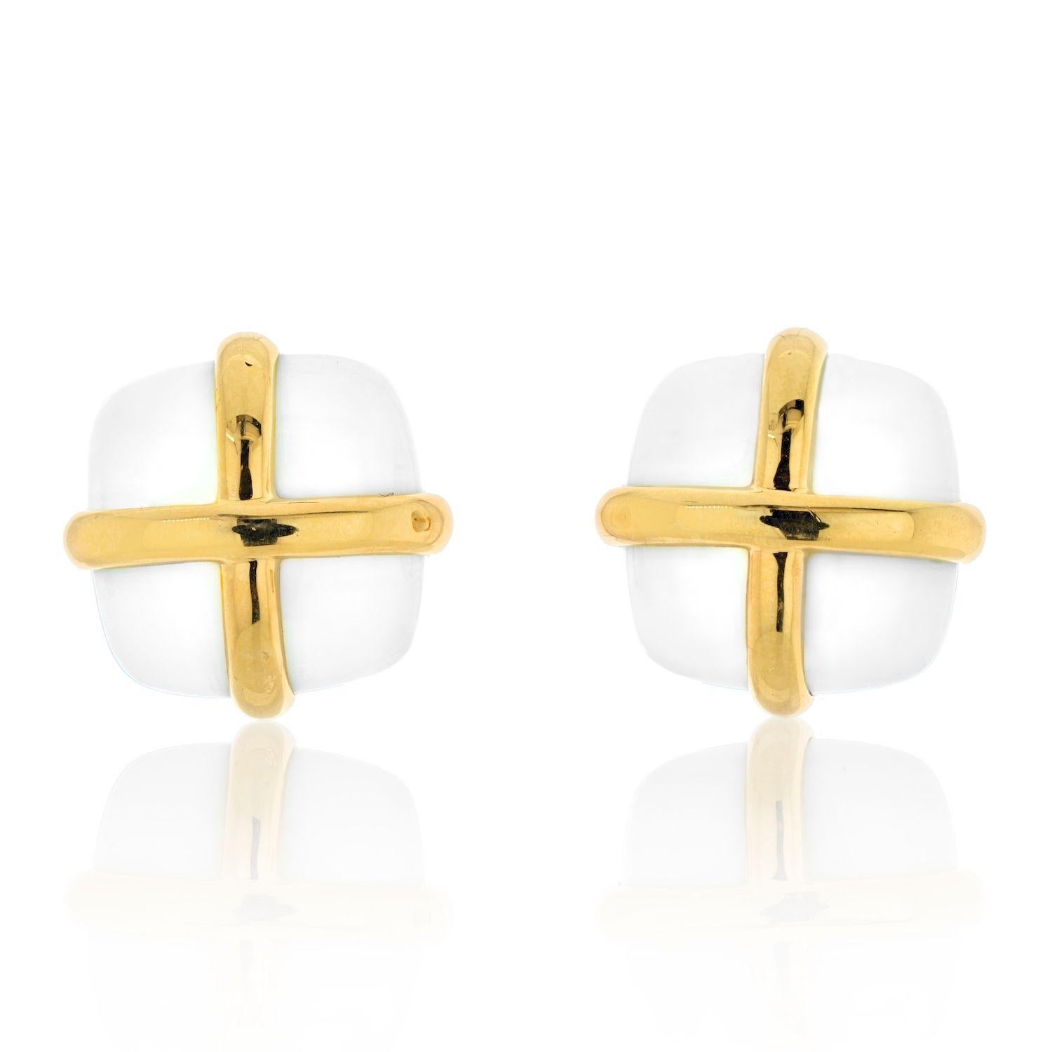 David Webb Platinum & 18K Yellow Gold White Jasper Earrings In Excellent Condition For Sale In New York, NY