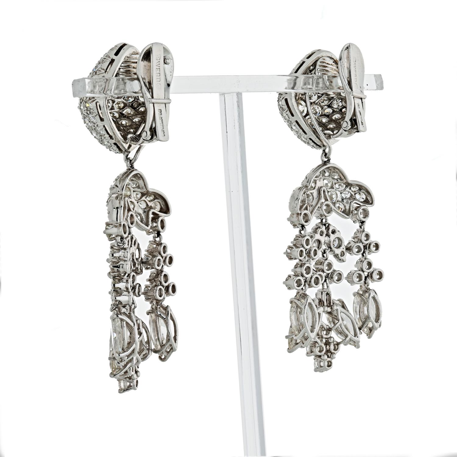 David Webb Boucles d'oreilles lustre en platine avec diamants de 20,17 carats Excellent état - En vente à New York, NY