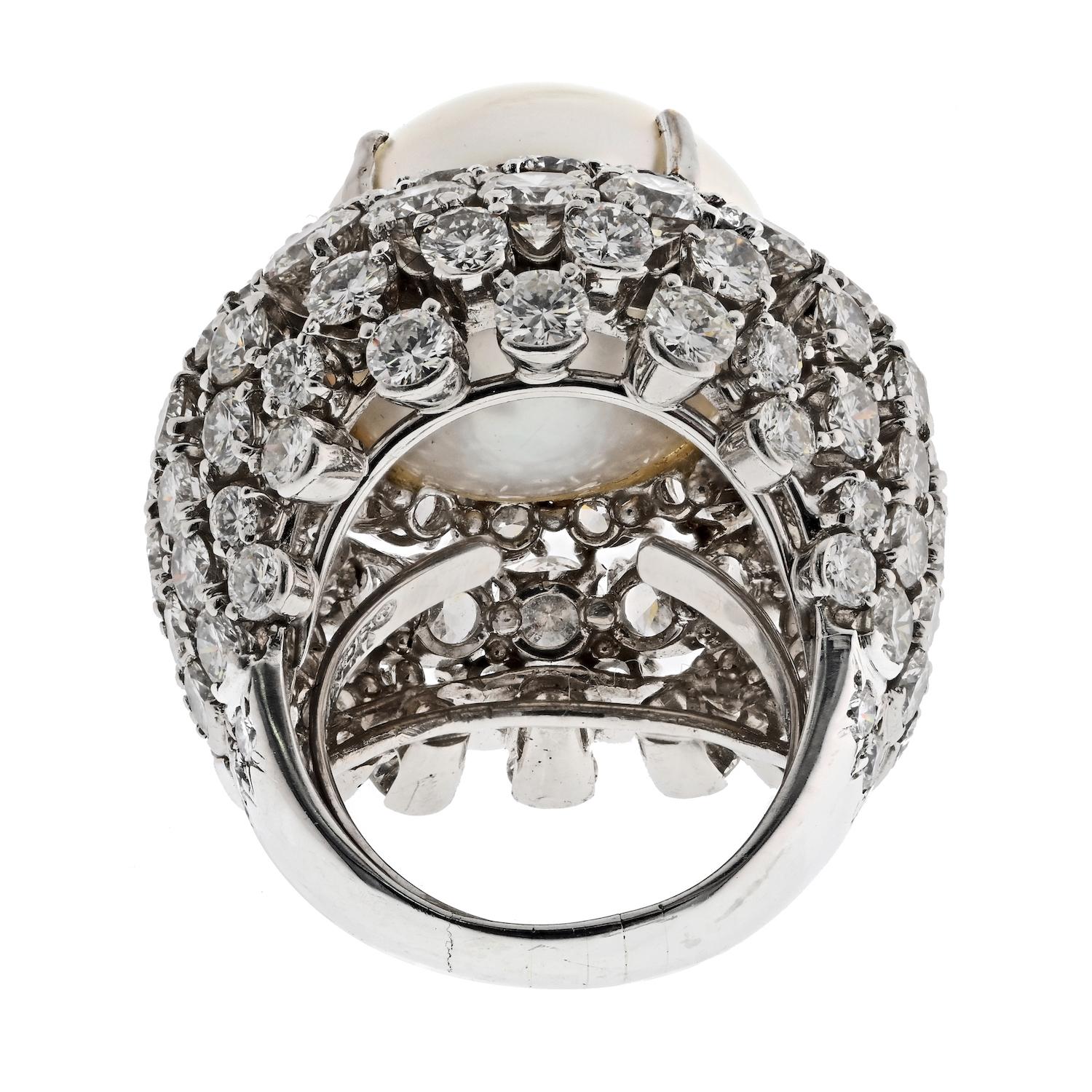 Taille ronde David David Platinum 21.00cttw Diamond and South Sea Pearl Cocktail Ring (bague de cocktail en platine avec diamant et perle des mers du Sud) en vente