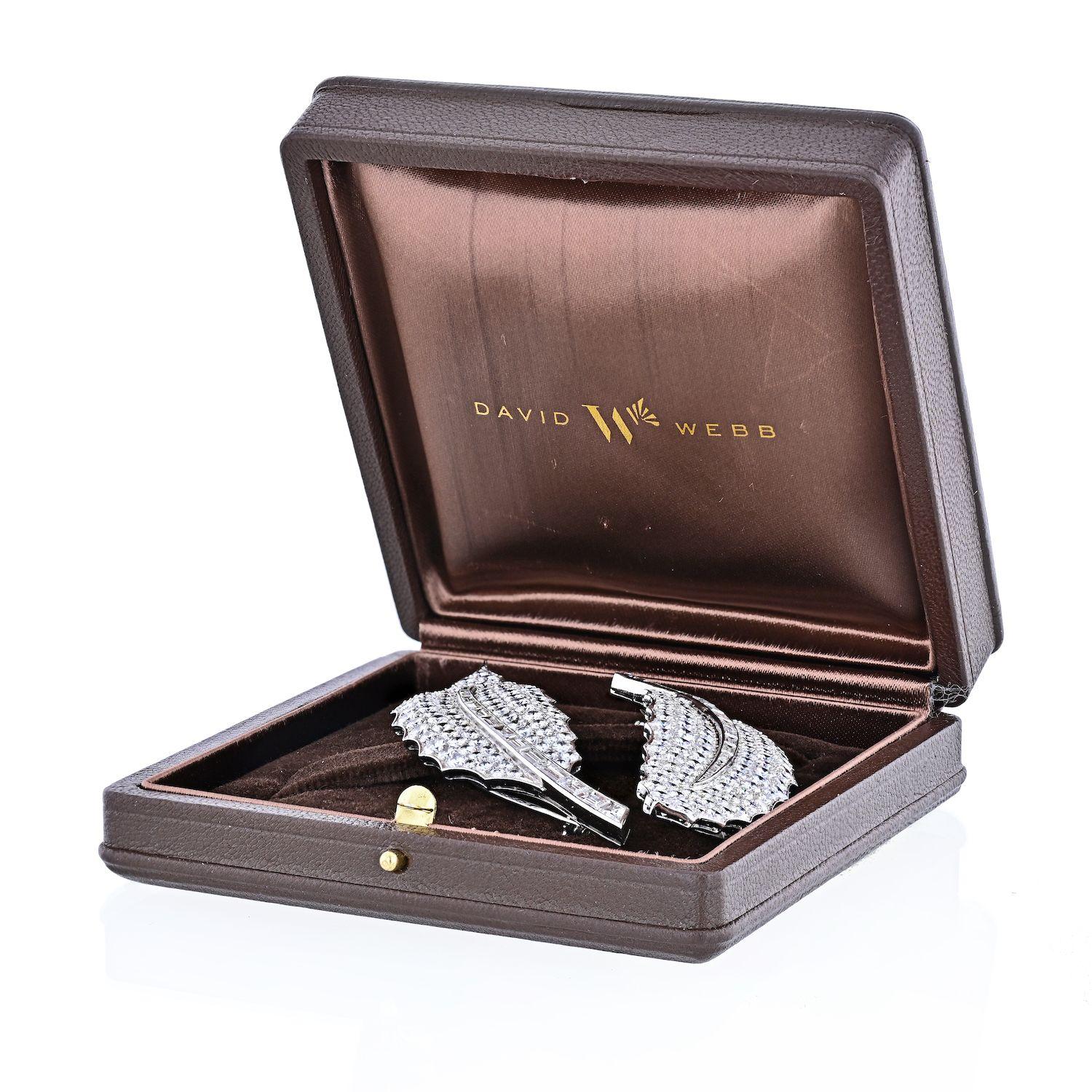 Round Cut David Webb Platinum 40 Carat Diamond Feather Set of Two Brooches For Sale
