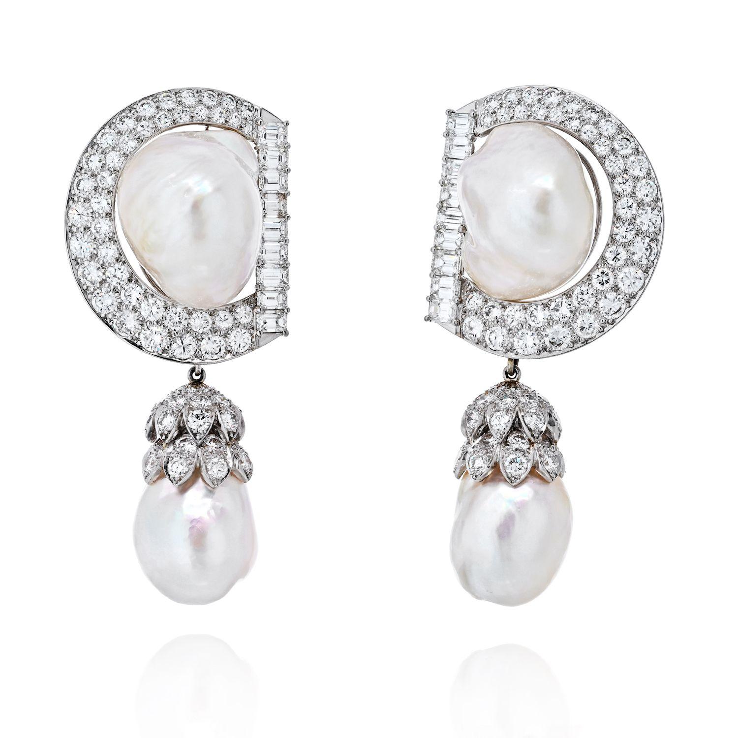 Moderne David Webb, boucles d'oreilles jour et nuit en platine avec diamants 9,92 carats au total et perles en vente