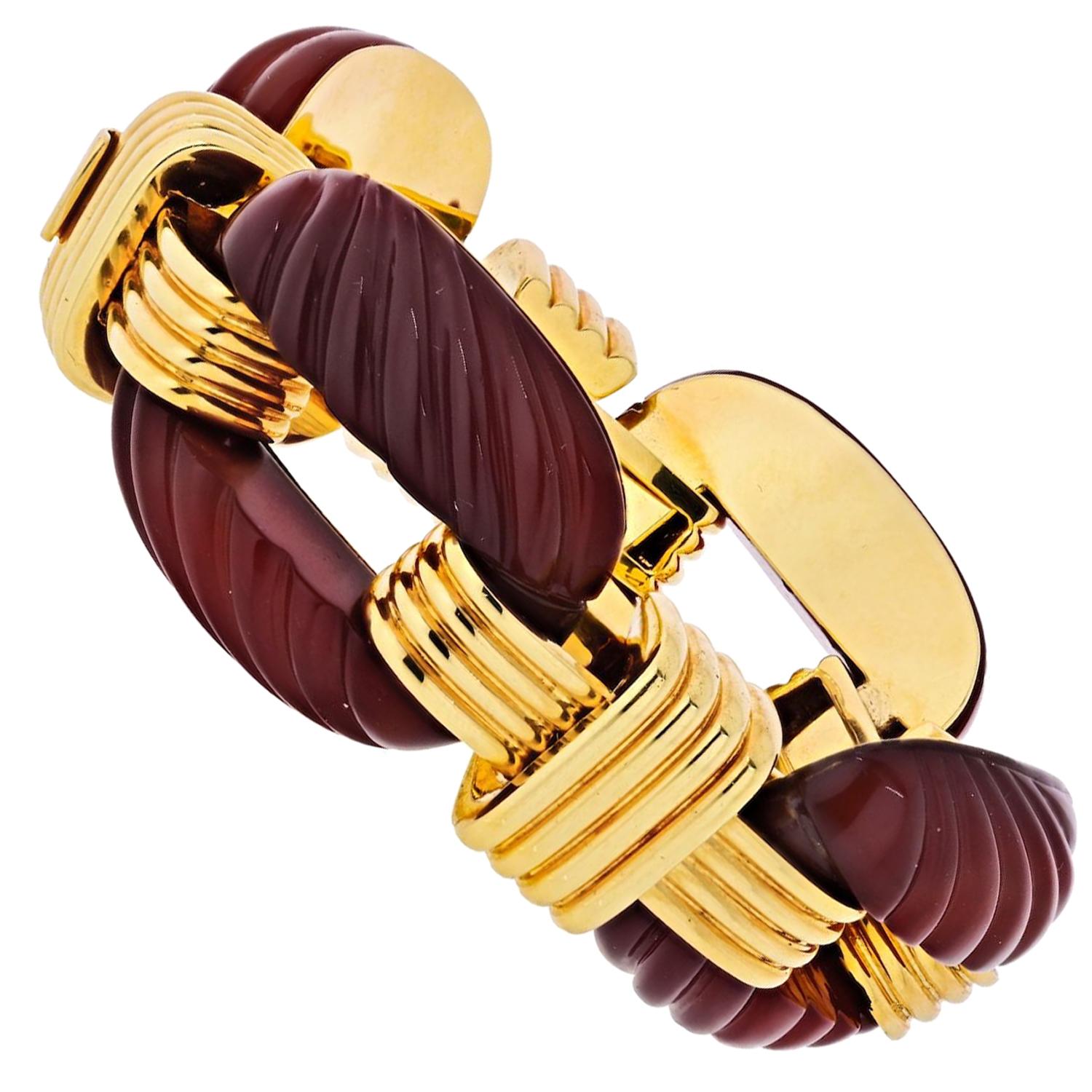 2015 James Carved Lapis Carnelian Gold Link Bracelet For Sale