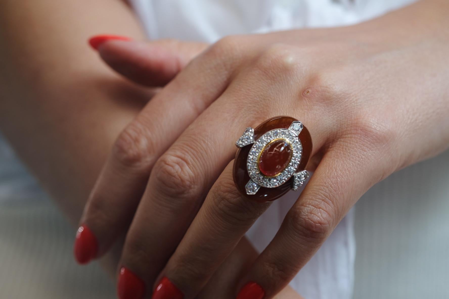 David Webb Platin- und 18 Karat Gelbgold Ovalschliff Karneol, Diamantring Damen