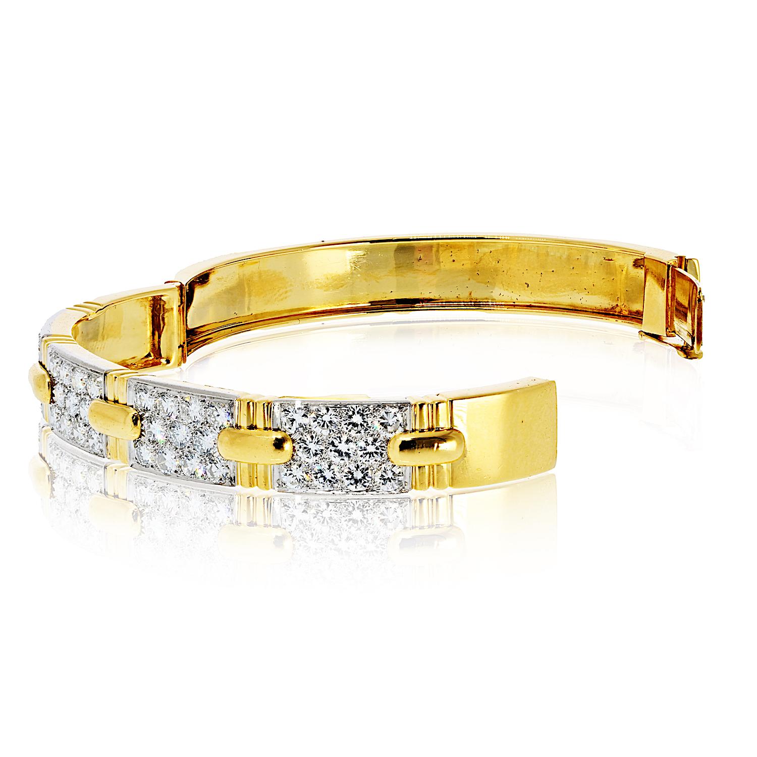 David Webb Pulsera de brazalete con puntadas de diamantes en platino y oro amarillo de 18 quilates Moderno en venta