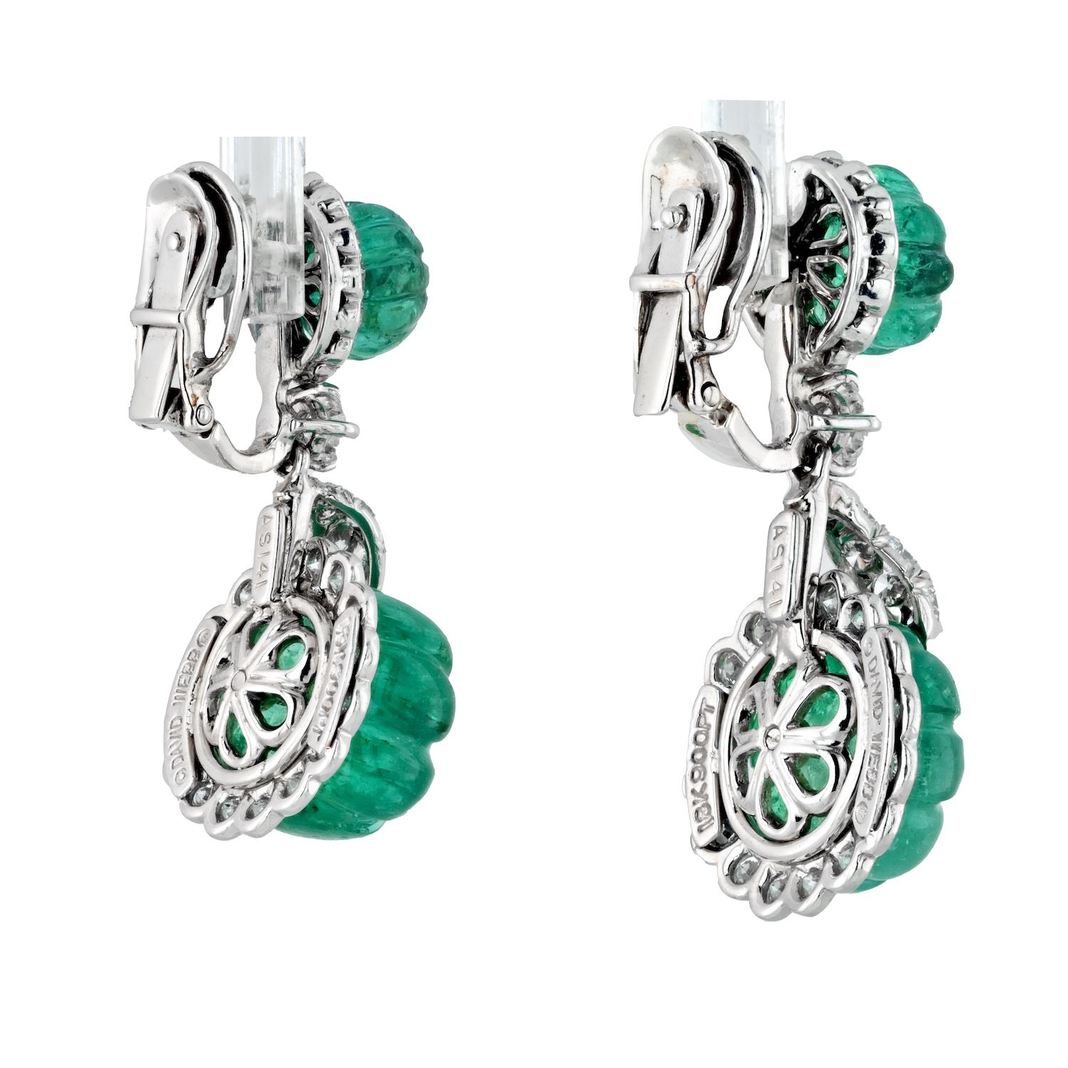 Round Cut David Webb Platinum Carved Emerald and Diamond Dangle Drop Earrings For Sale