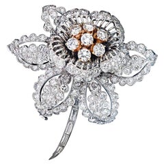 David Webb Broche fleur convertible en platine et diamants