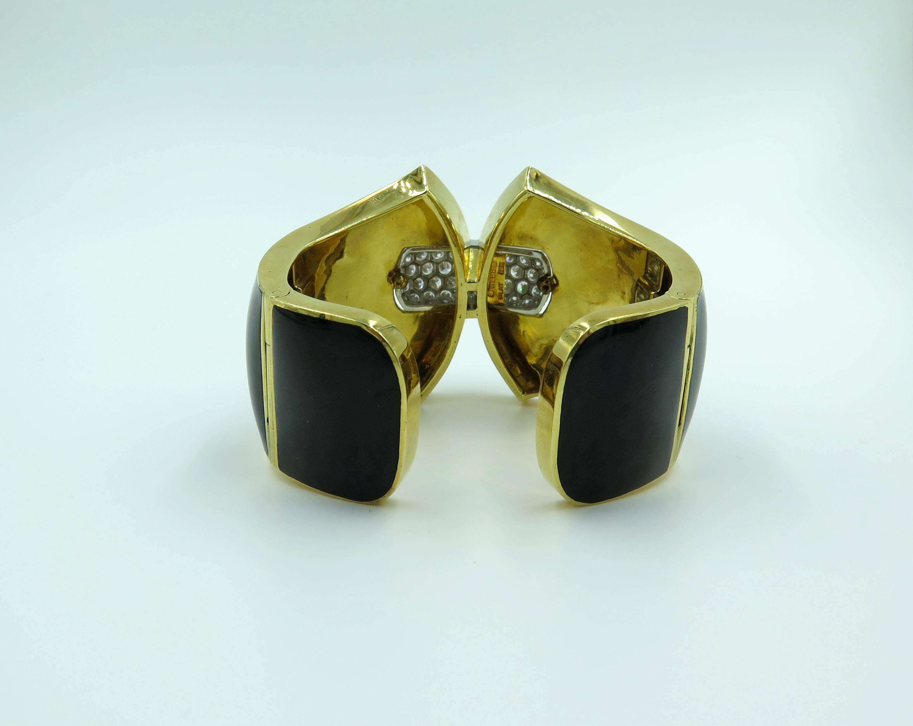 David Webb Platinum, Diamond and Enamel Cuff Bracelet In Excellent Condition In New York, NY