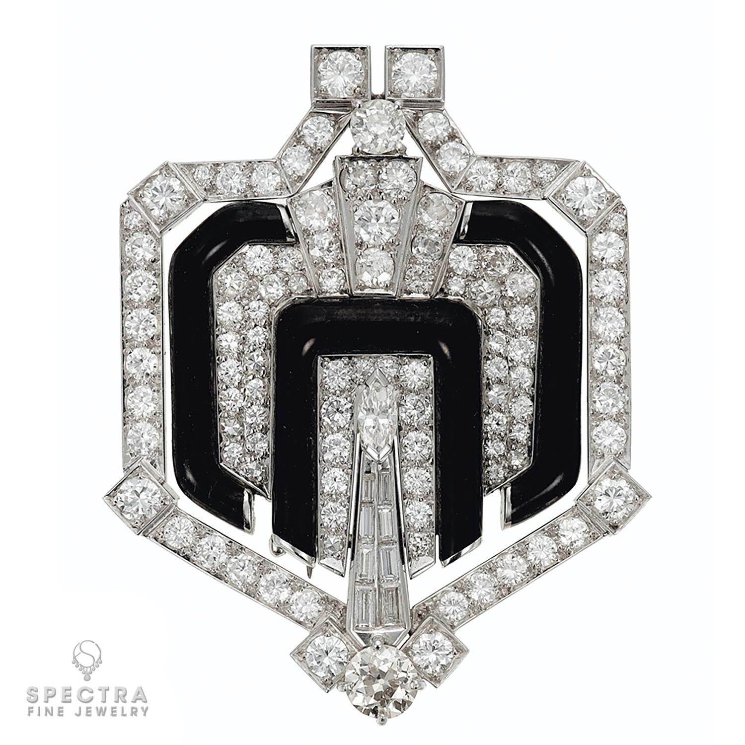The Diamond Enamel Platinum Brooch by David Webb stands out as a masterpiece of luxury and sophistication. This exquisitely crafted brooch displays a stunning design that perfectly combines high-quality materials and brilliant gemstones.

The