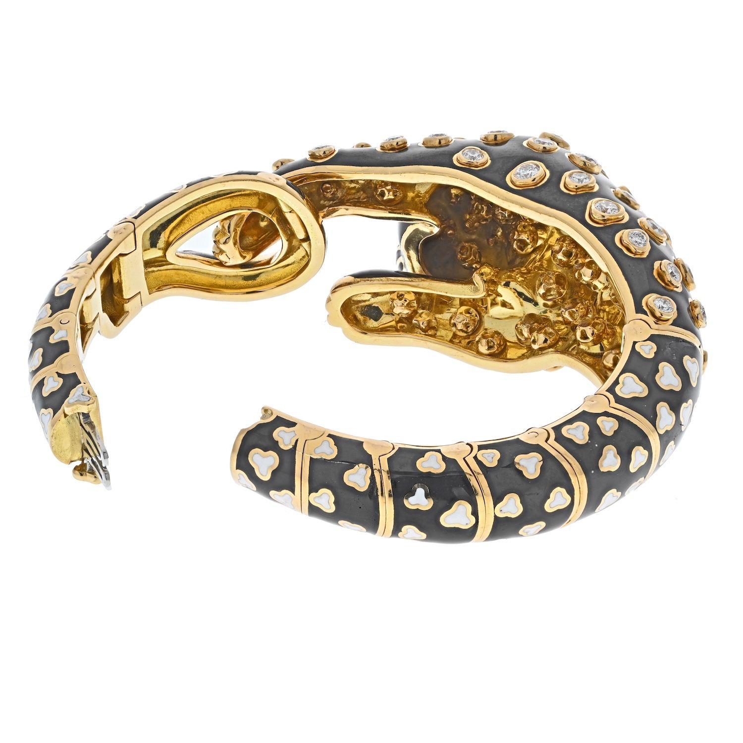 Round Cut David Webb Platinum & Gold Enamel, Diamonds Green Emeralds Leopard Bracelet For Sale
