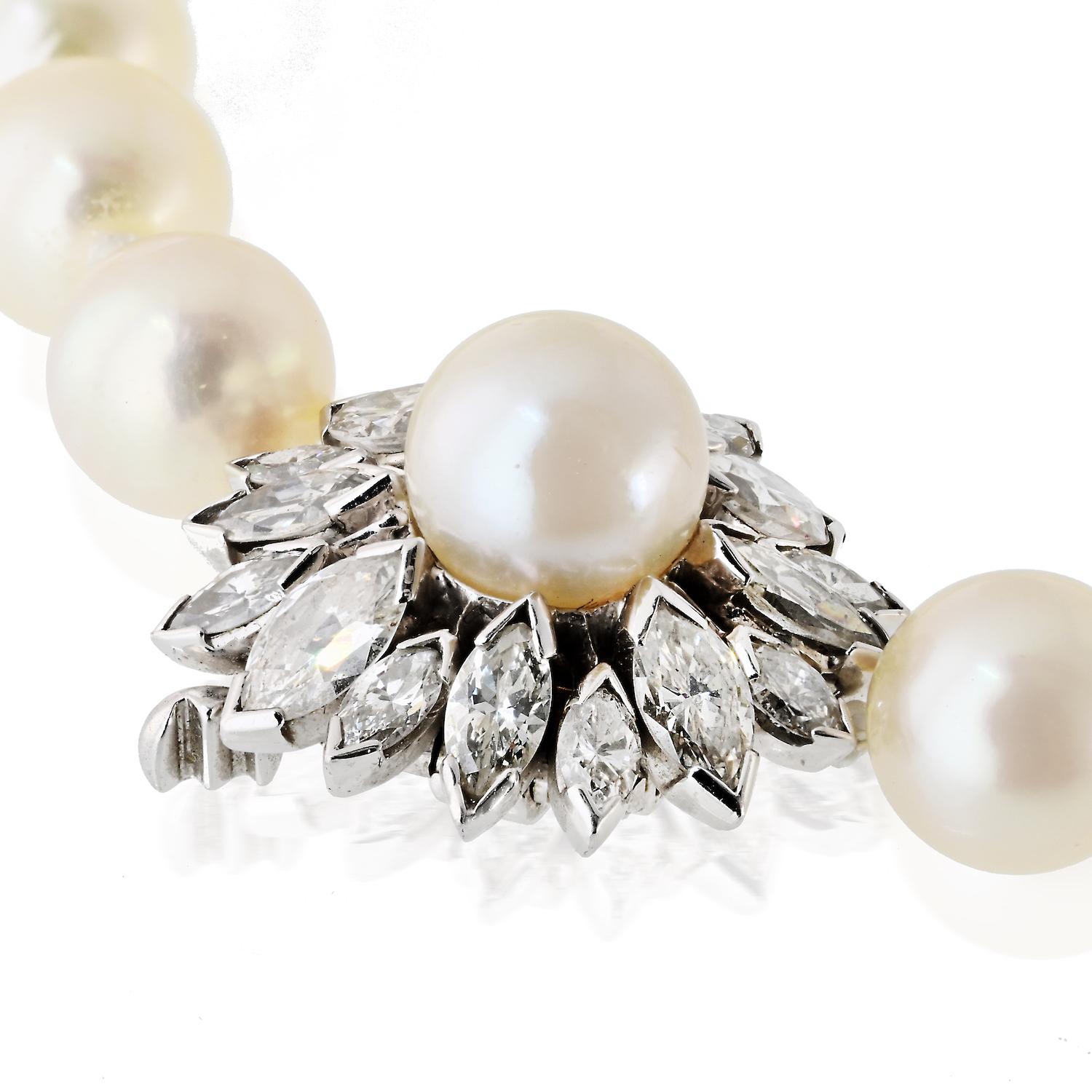 David Webb Platinum Pearl Necklace Strand With A Diamond Clasp In Excellent Condition For Sale In New York, NY