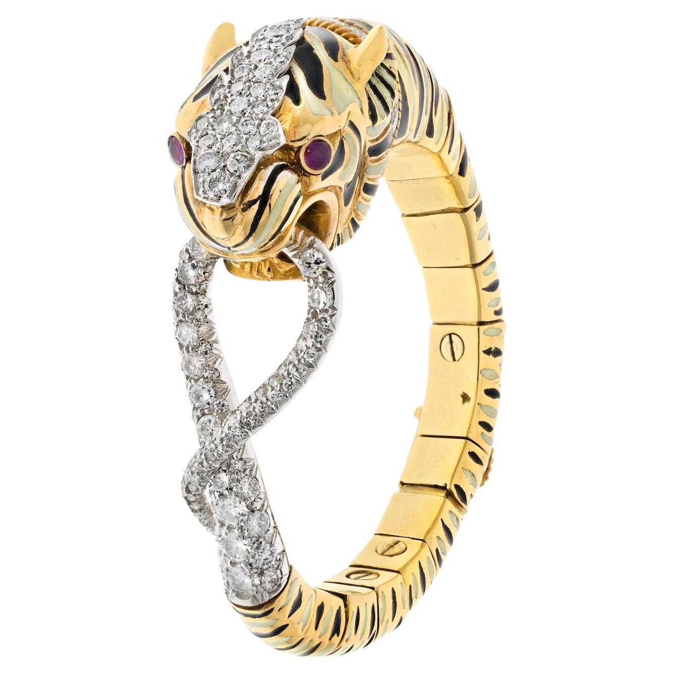 David Webb Bracelet tigre en platine et or jaune, émail blanc et diamants