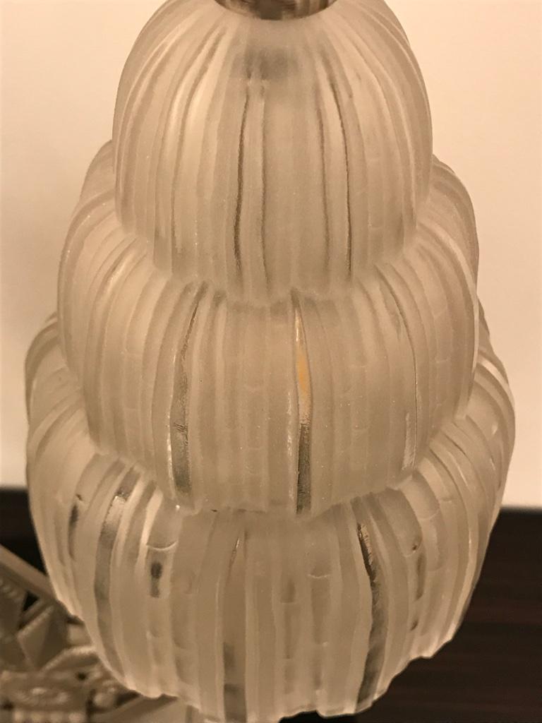Lampe de table Art Déco française « cascade » signée par Sabino en vente 7