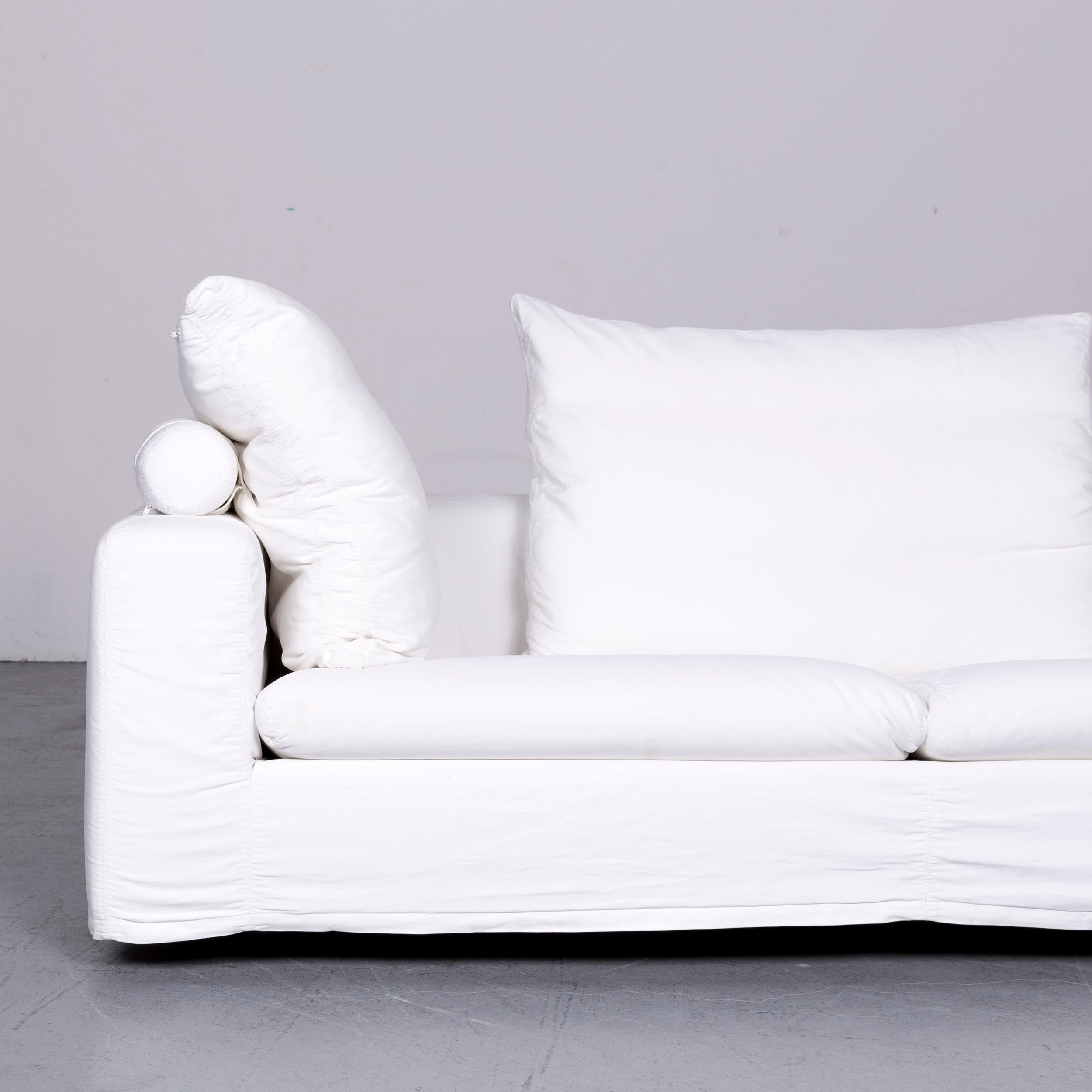 Flexform Poggiolungo Designer-Stoff-Sofa, weiß, dreisitzige Kommode (Deutsch)