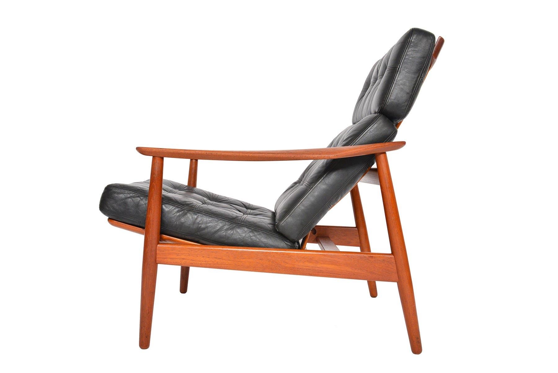 Scandinavian Modern Arne Vodder Model 164 Leather and Teak High Back Reclining Lounge Chair