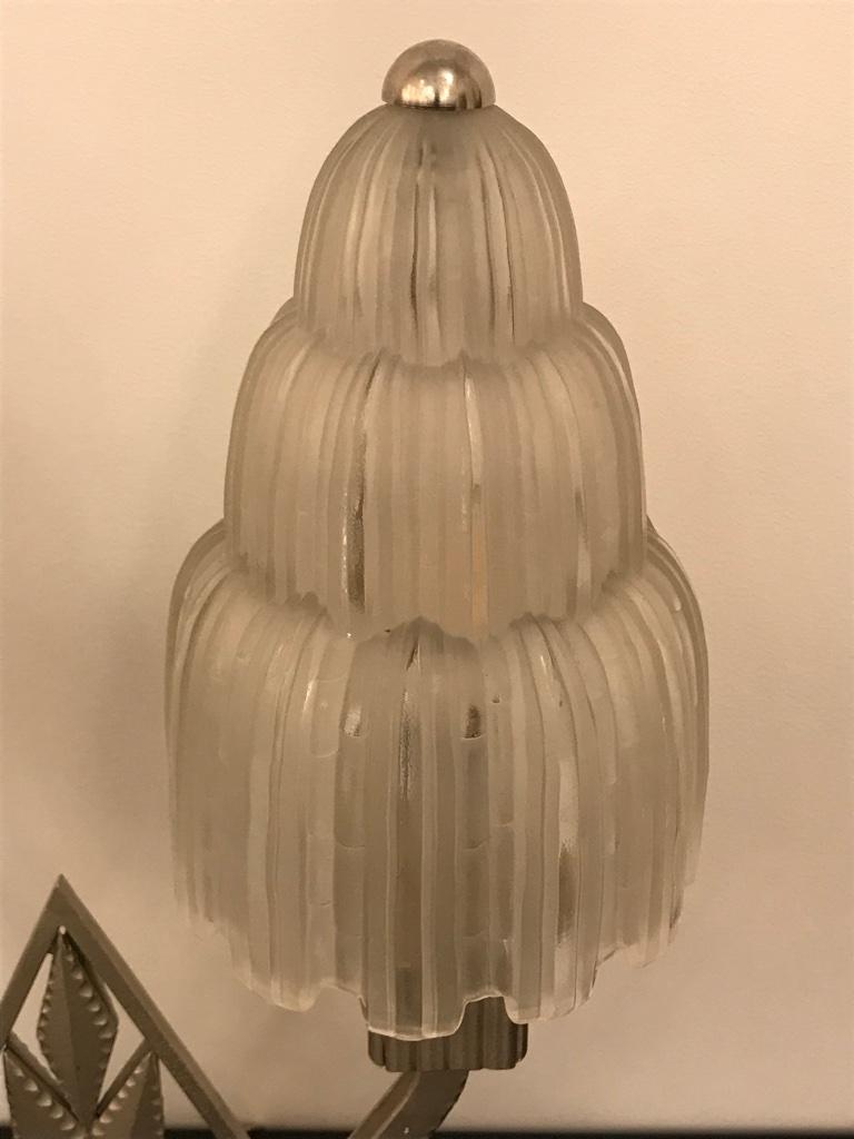 Lampe de table Art Déco française « cascade » signée par Sabino en vente 3