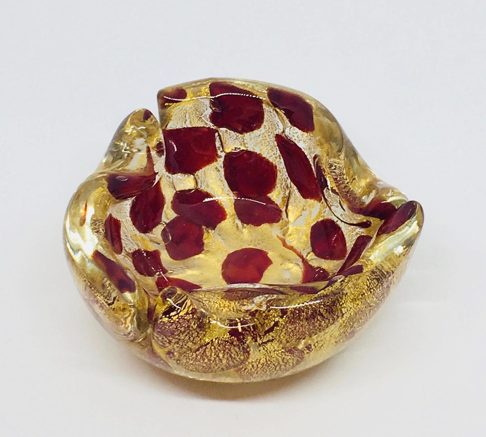 Murano Art Glass Bowl Gold Flake and Red Vintage, Italy, 1950s 1