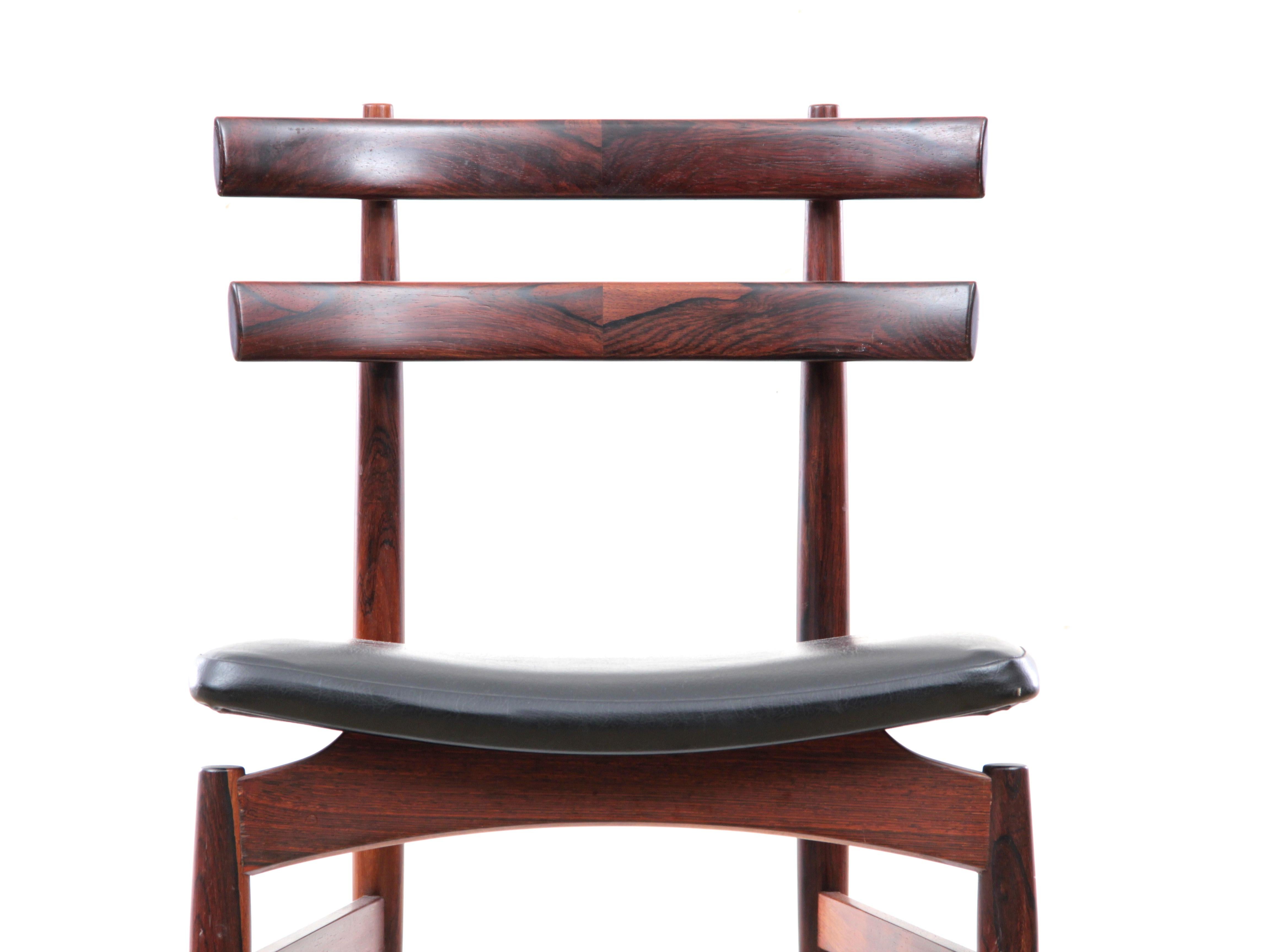 Mid-Century Modern Danish Set of Four Chairs in Rosewood by Poul Hundevad 4