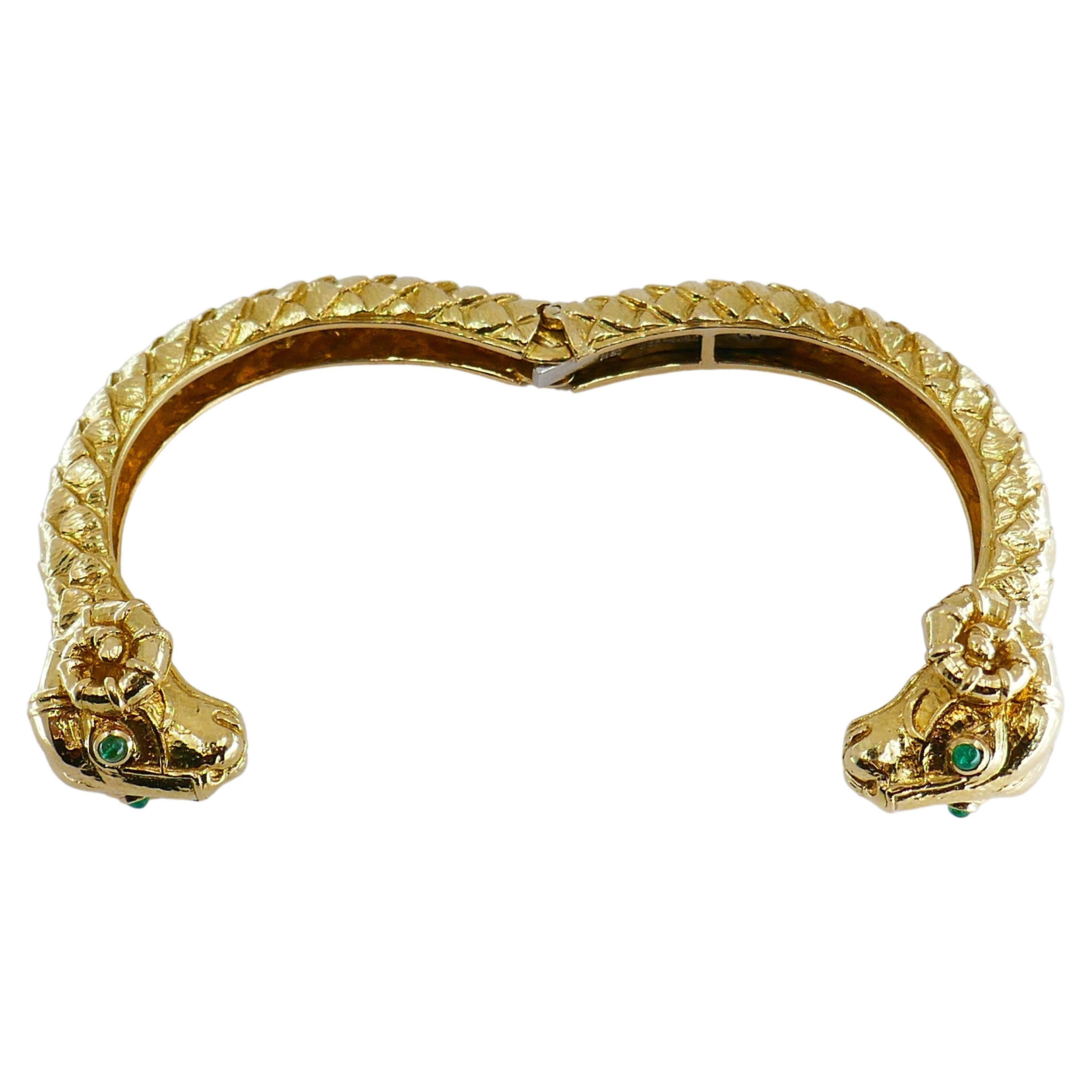 David Webb Ram Aries Bracelet Gold Emerald In Excellent Condition For Sale In Beverly Hills, CA