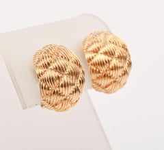 David Webb Ribbed Gold Earrings with Diamond Shaped Pattern