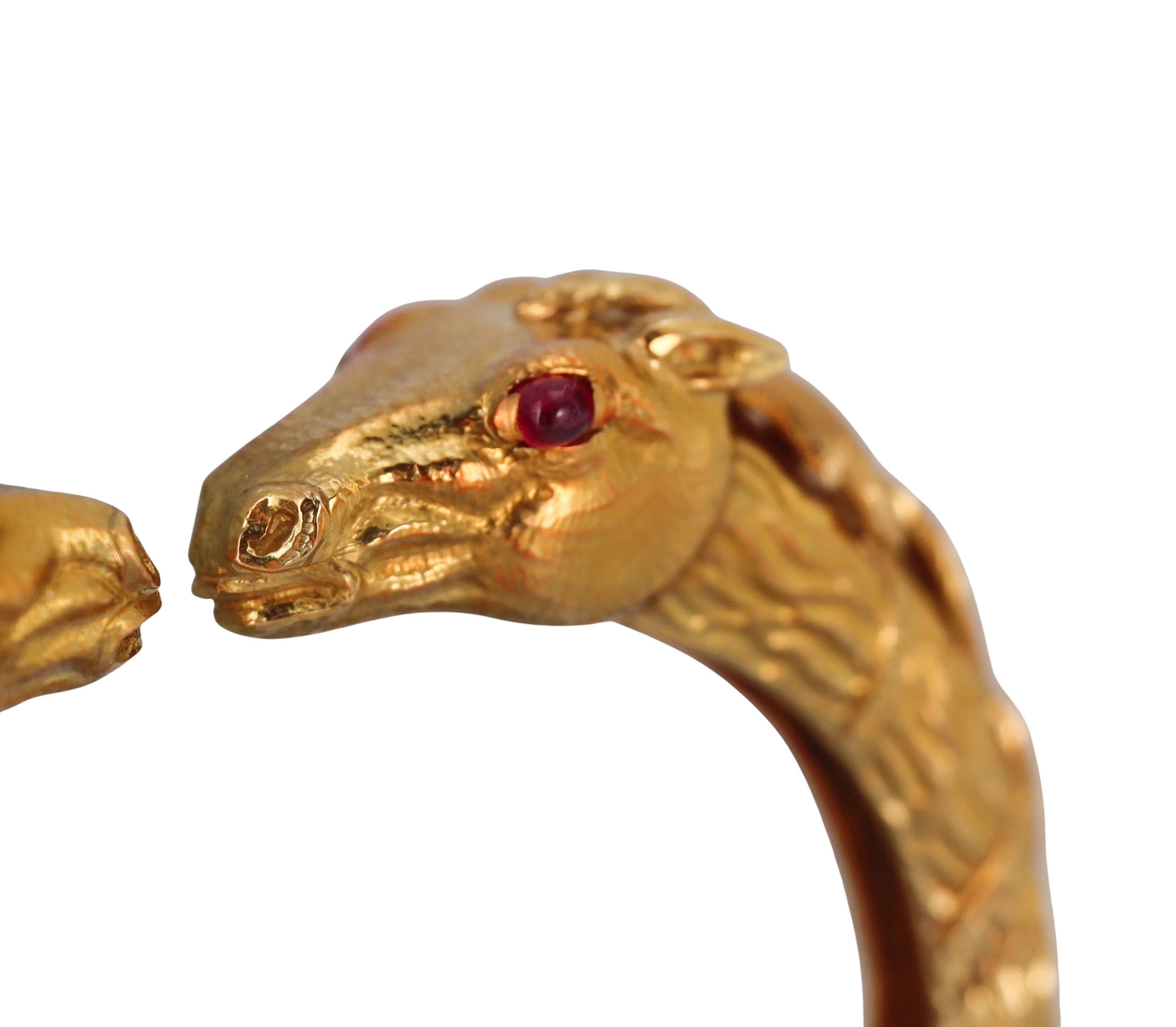 David Webb Ruby 18k Gold Antelope Bracelet In Excellent Condition For Sale In New York, NY