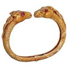David Webb Bracelet antilope en or 18 carats et rubis