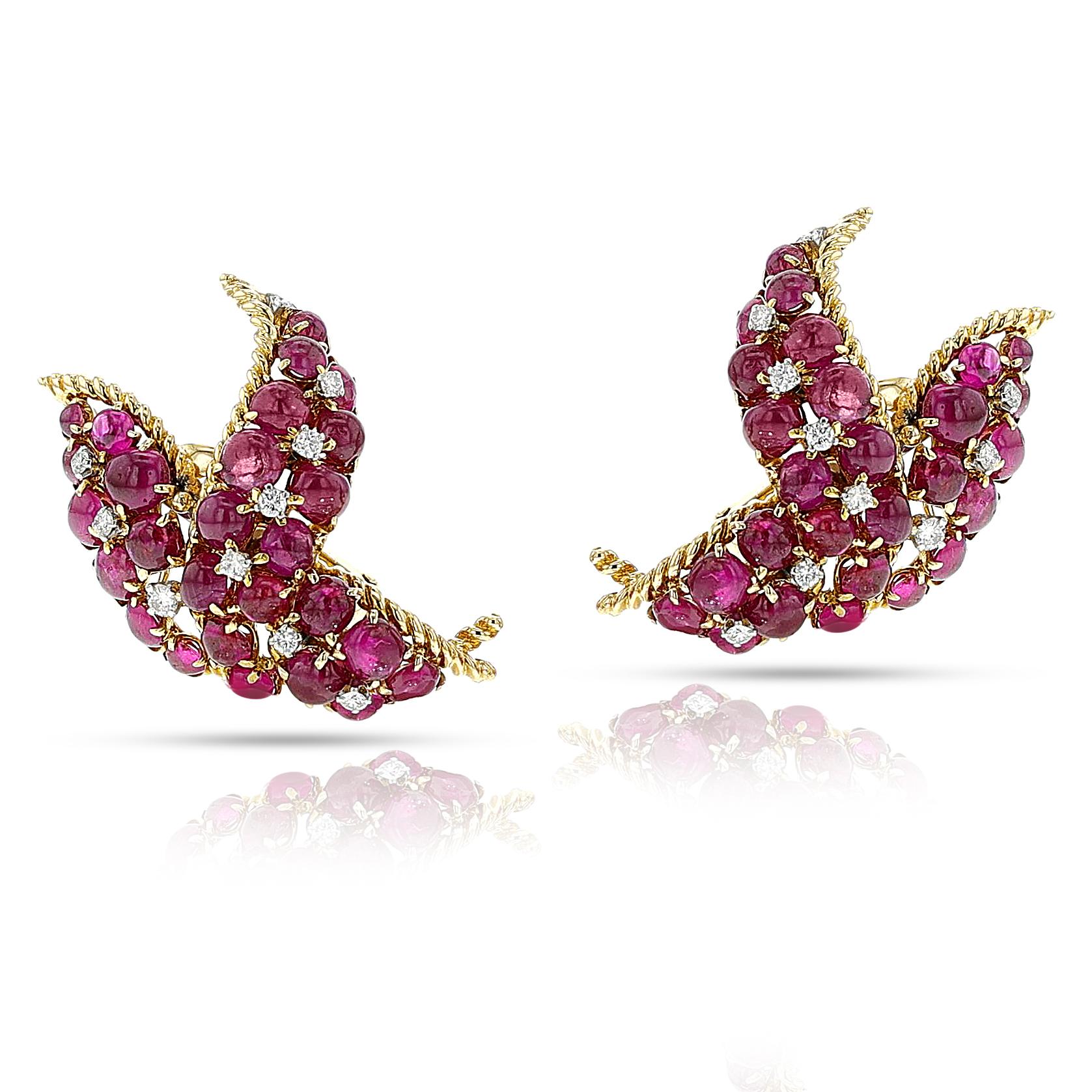 David Webb Ruby Cabochon and Diamond Earrings, 18k In Excellent Condition For Sale In New York, NY