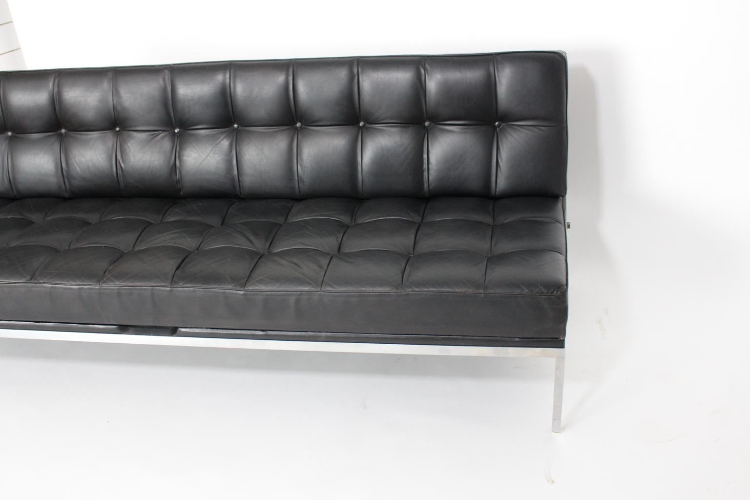 Mid Century Modern Vintage Black Leather Daybed Sofa Johannes Spalt 1961 Vienna For Sale 2