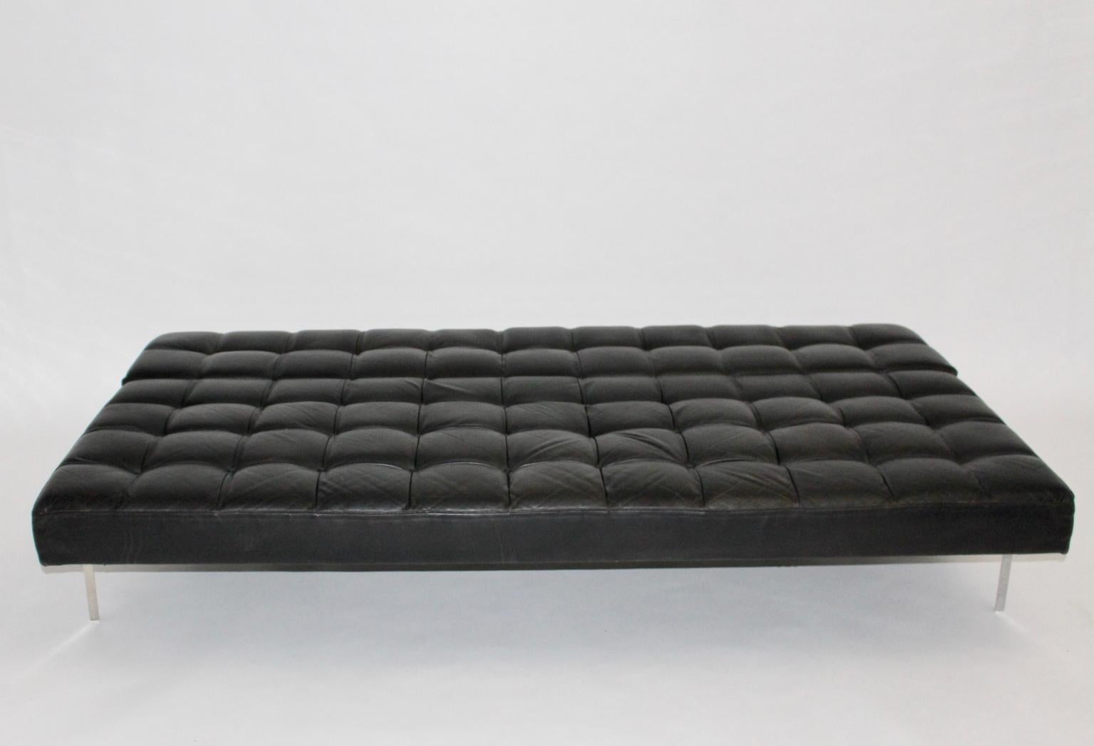 Mid-Century Modern Vintage-Sofa aus schwarzem Leder Johannes Spalt 1961 Wien im Angebot 2