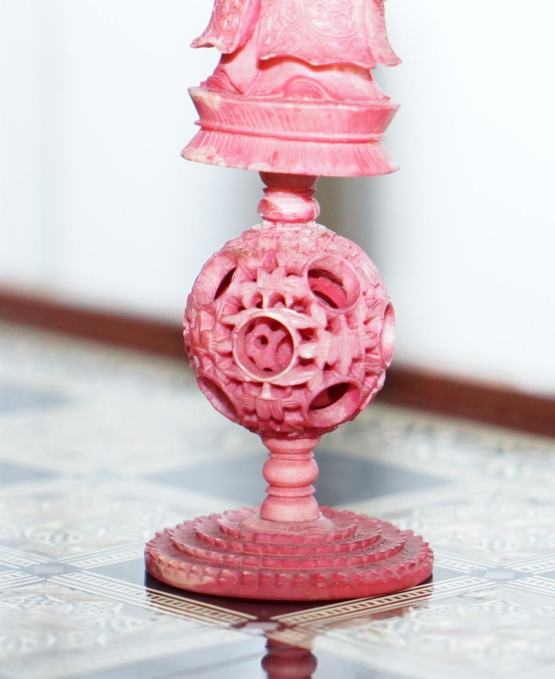 Rare 19th Century Hand-Carved Chinese Puzzle Ball Chess Set Exquisite Craft Work 5
