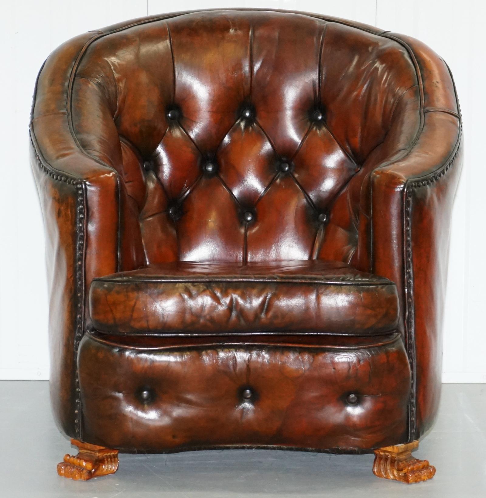 Brown Leather Curved Back Chesterfield Suite Sofa Armchairs Lion Hairy Paw Feet For Sale 6