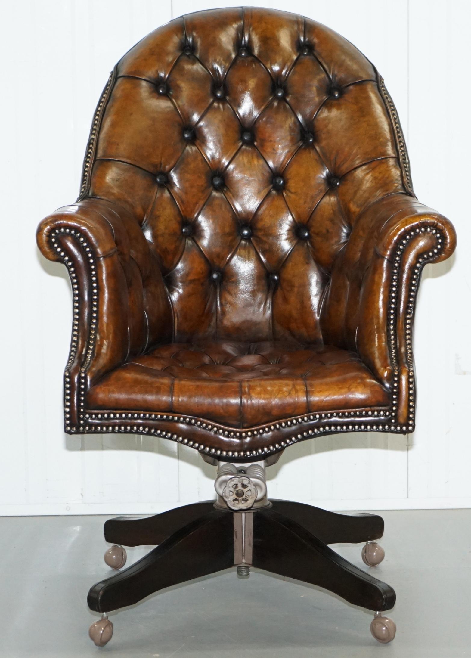 We are delighted to offer for sale this lovely fully restored 1920's horsehair padded with coil sprung base Chesterfield fully buttoned captains chair with original double spring Hillcrest base

Please note the delivery fee listed is just a guide