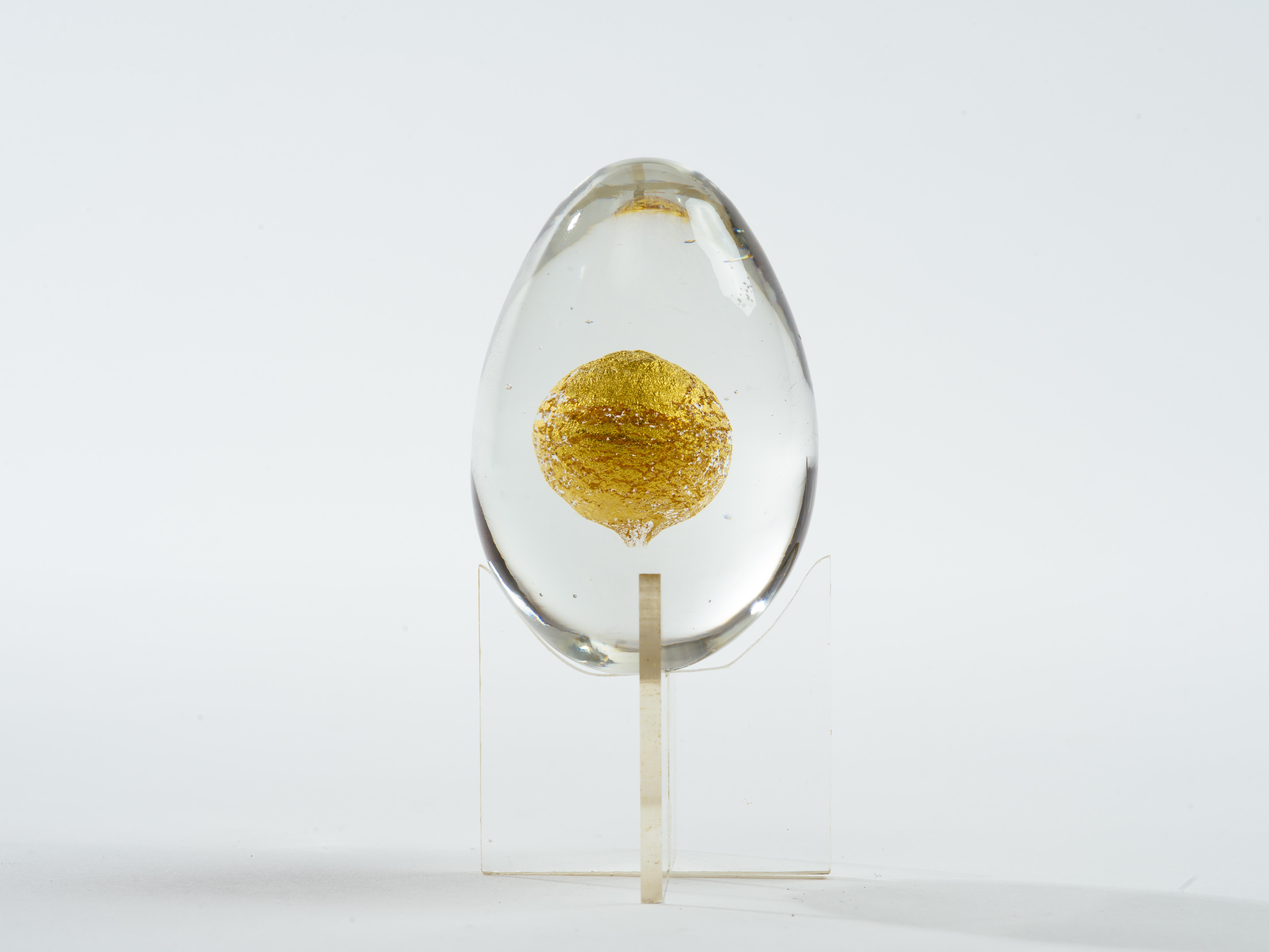 Italian Venini 24 Karat Gold Inclused Sphere Glass Egg Paperweight