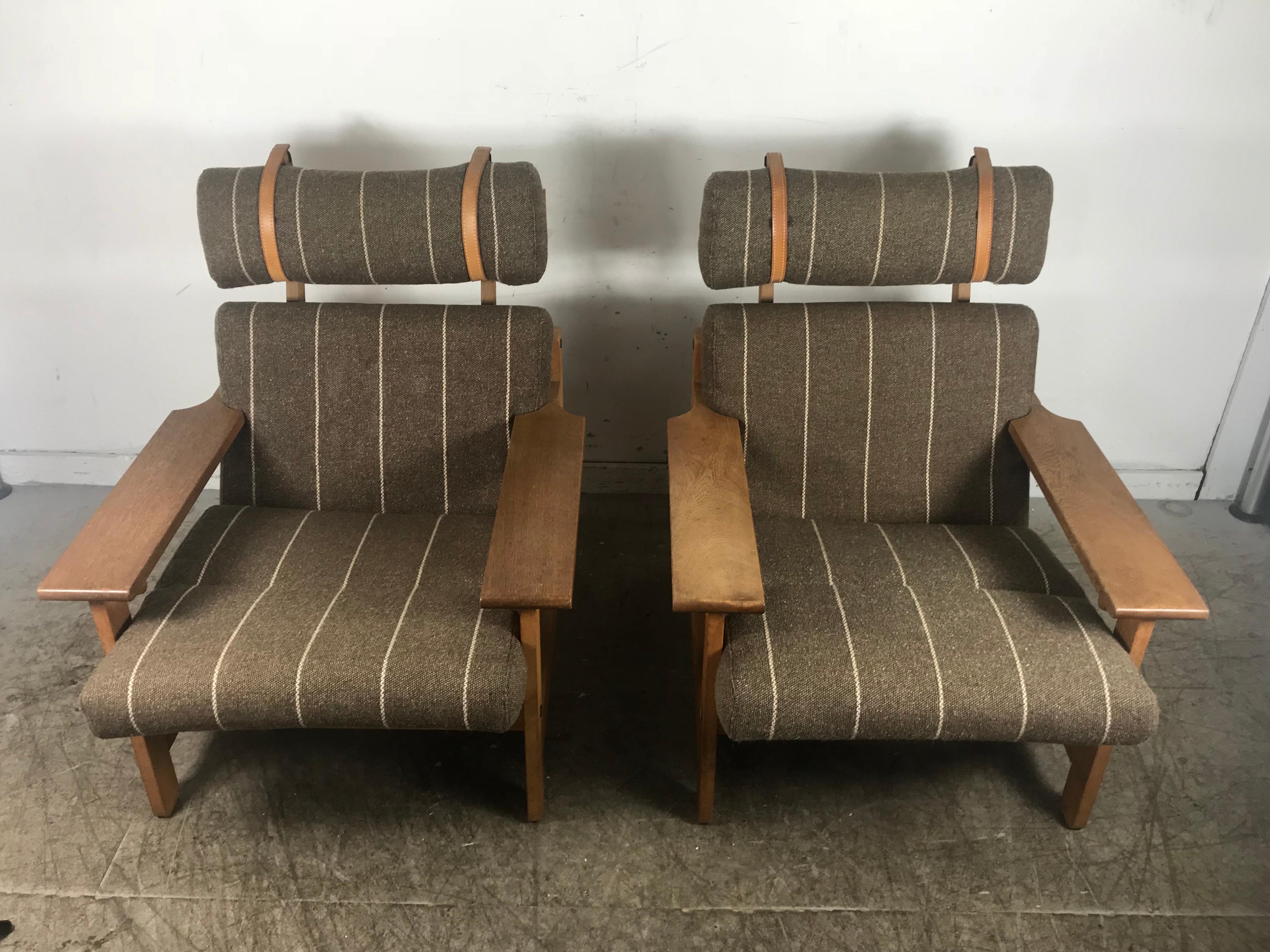 Scandinavian Modern Stunning Pair Paddle Arm Lounge Chairs by Aksel Dahl, Denmark, 1960s